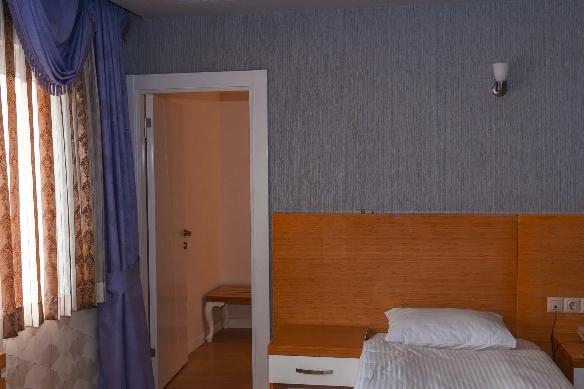 Peracity Hotel Ankara Esterno foto
